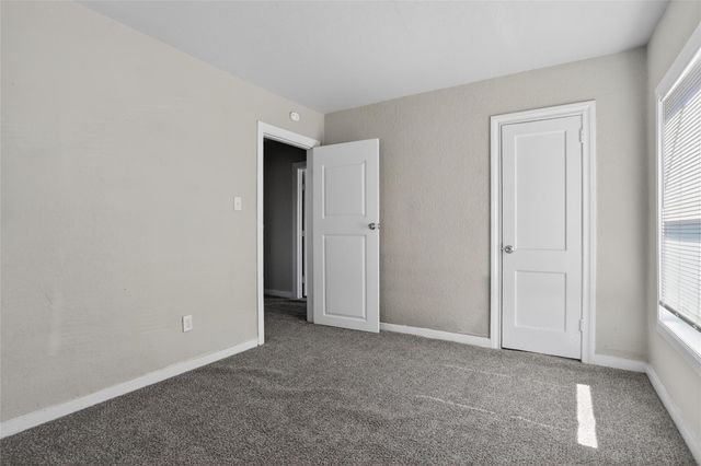 1711 W 5th Street, Freeport, TX 77541