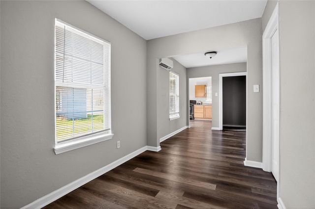 1711 W 5th Street, Freeport, TX 77541