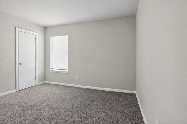 1711 W 5th Street, Freeport, TX 77541