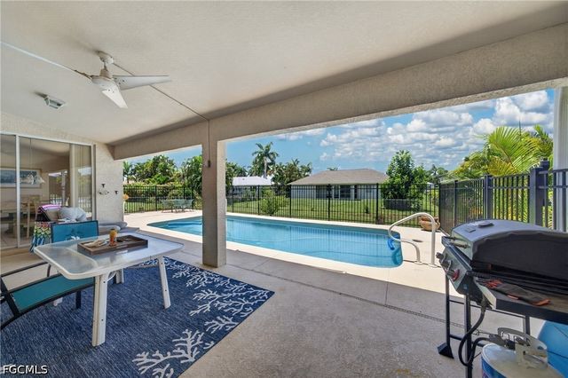 2613 SW 27th ST, Cape Coral, FL 33914