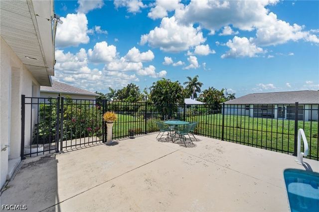 2613 SW 27th ST, Cape Coral, FL 33914