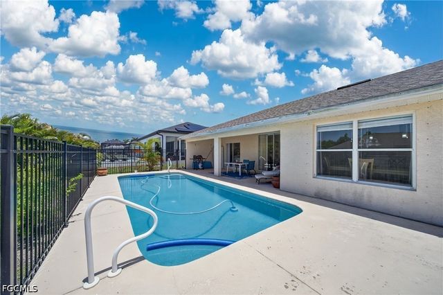 2613 SW 27th ST, Cape Coral, FL 33914