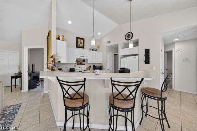 2613 SW 27th ST, Cape Coral, FL 33914