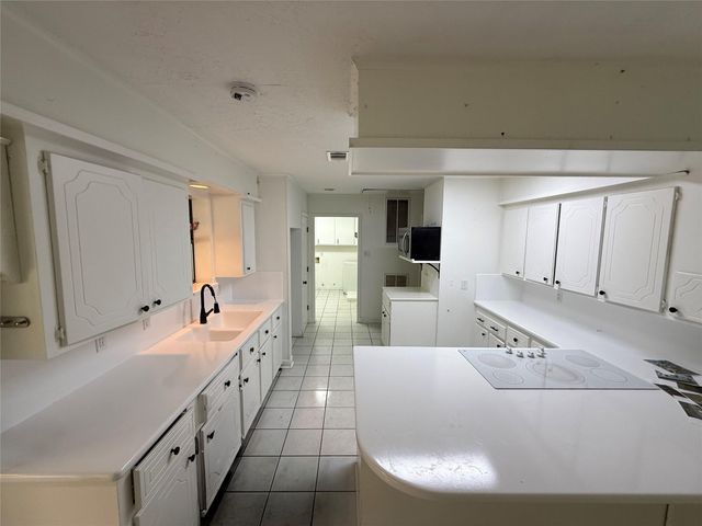 14275 Five Guinea Lane, Conroe, TX 77302