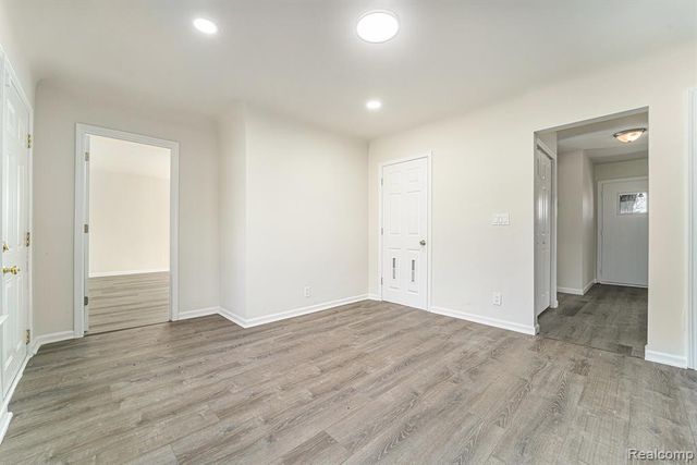 24614 Taft Road, Novi, MI 48375