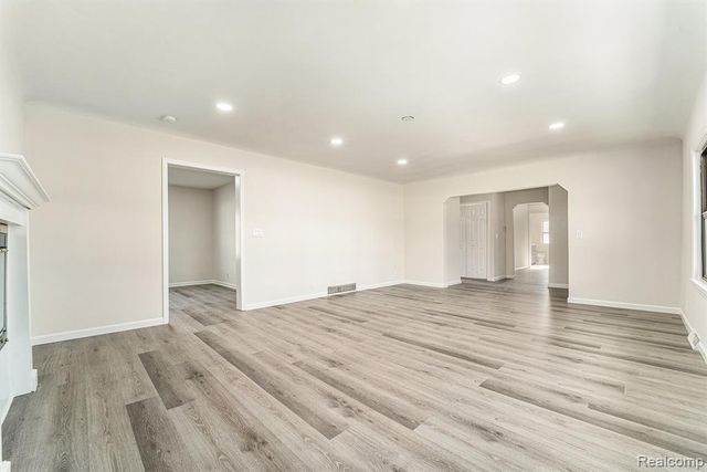 24614 Taft Road, Novi, MI 48375