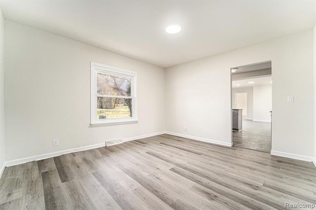 24614 Taft Road, Novi, MI 48375