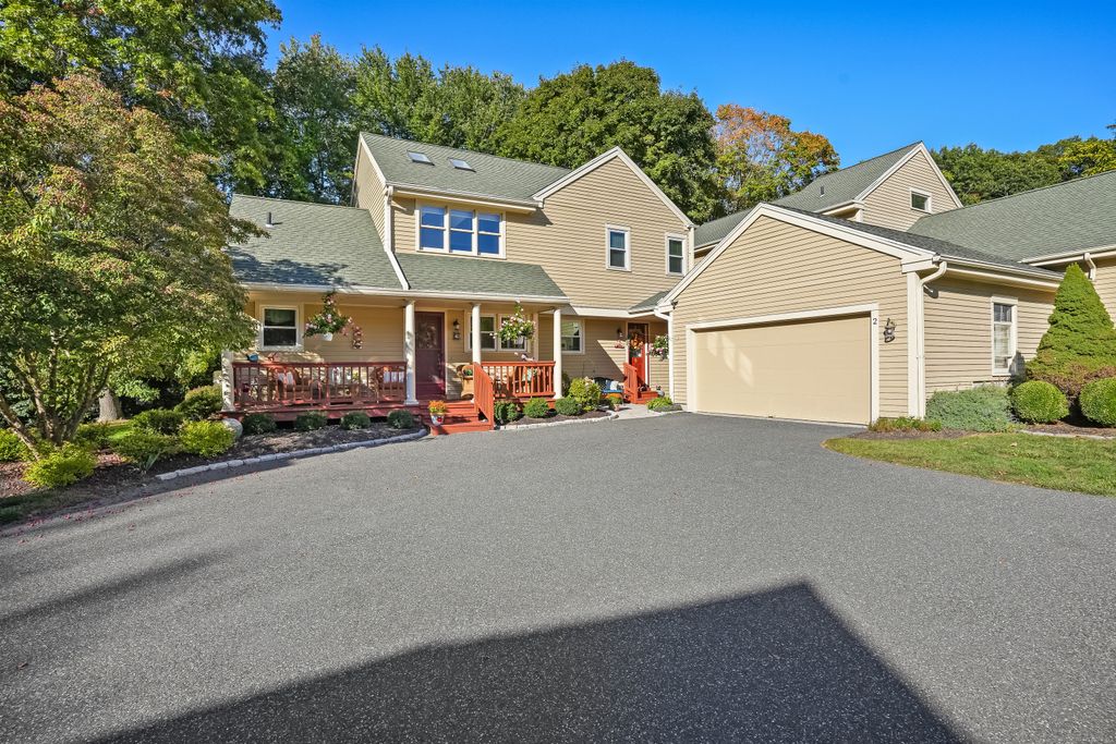 2 Sullivan Farm 2, New Milford, CT 06776