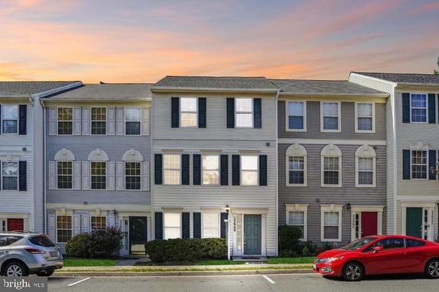 22989 WHITEHALL TER, Sterling, VA 20166