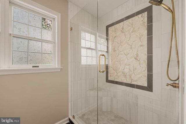 1750 OVERLOOK DR, Silver Spring, MD 20903