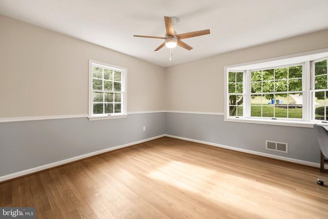 1750 OVERLOOK DR, Silver Spring, MD 20903