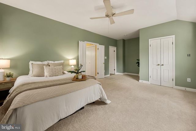 1750 OVERLOOK DR, Silver Spring, MD 20903