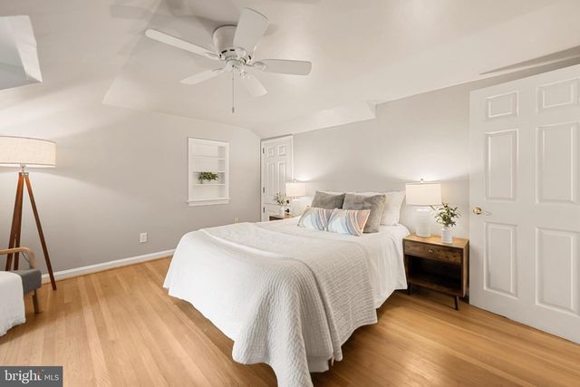 1750 OVERLOOK DR, Silver Spring, MD 20903