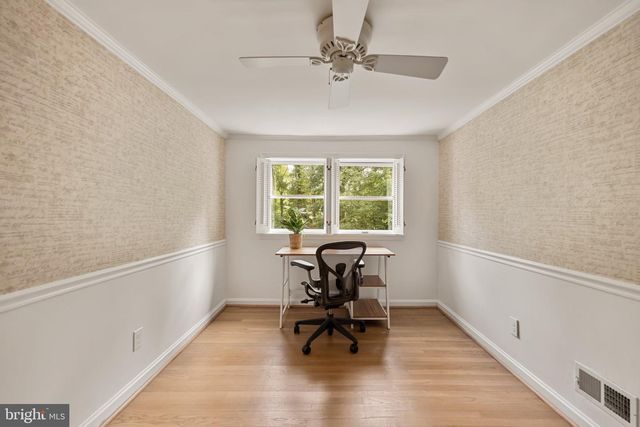 1750 OVERLOOK DR, Silver Spring, MD 20903