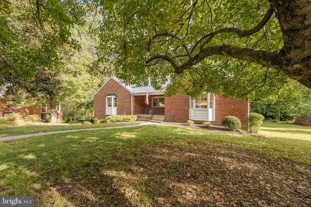 1750 OVERLOOK DR, Silver Spring, MD 20903