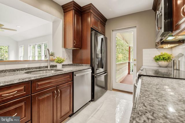 1750 OVERLOOK DR, Silver Spring, MD 20903