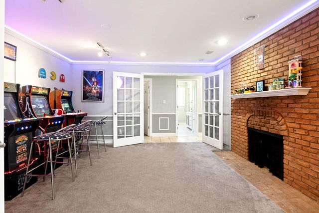 2433 Brookwood Road, Columbus, OH 43209