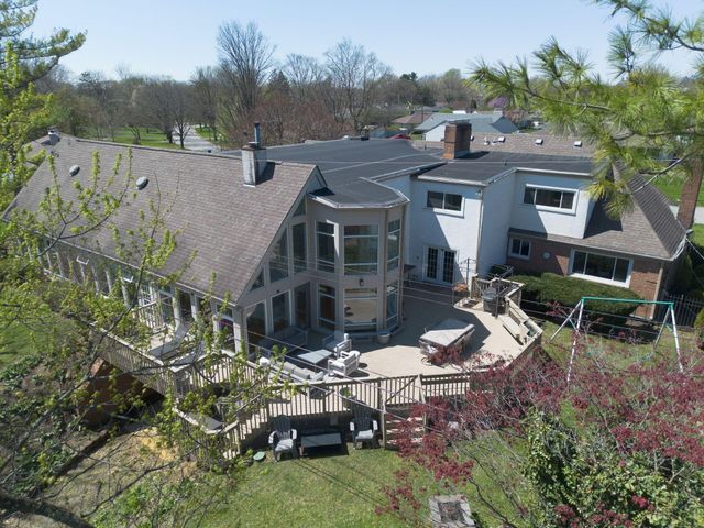 2433 Brookwood Road, Columbus, OH 43209