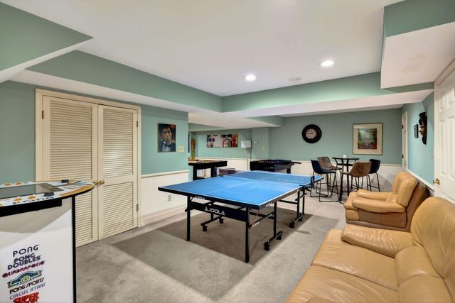 2433 Brookwood Road, Columbus, OH 43209
