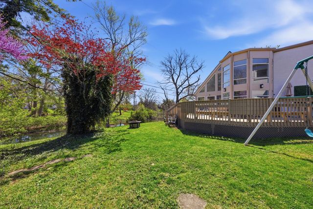 2433 Brookwood Road, Columbus, OH 43209