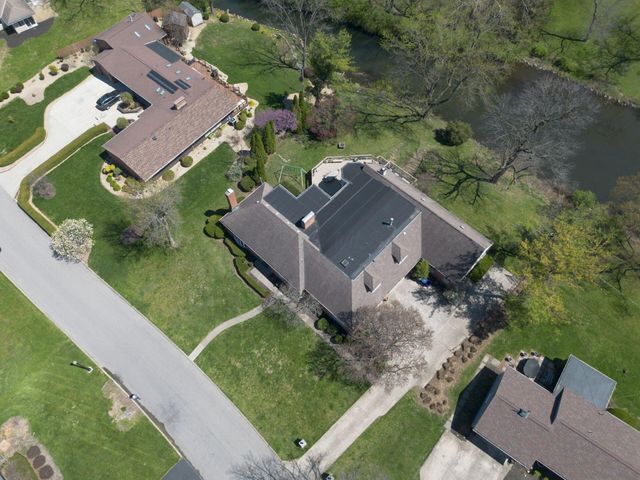 2433 Brookwood Road, Columbus, OH 43209