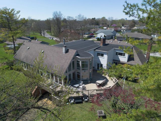 2433 Brookwood Road, Columbus, OH 43209