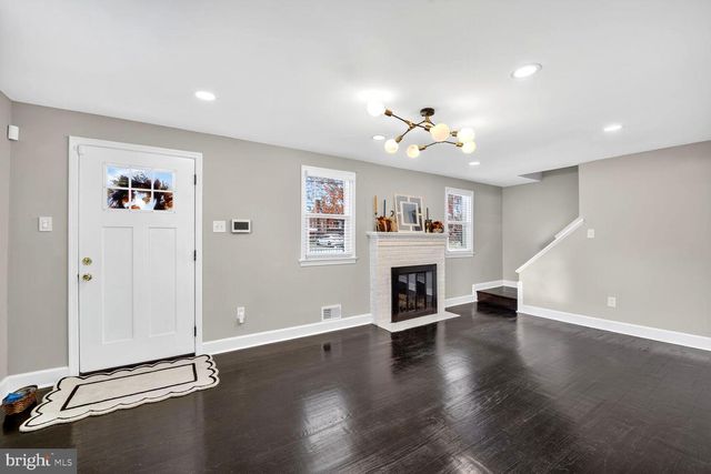 5918 ROBIN LN, Suitland, MD 20746