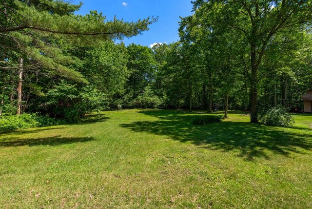 295 Stepping Stone Road, Lee, NH 03861
