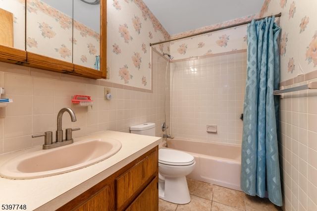 53 Jacobs Rd, Rockaway Twp., NJ 07866