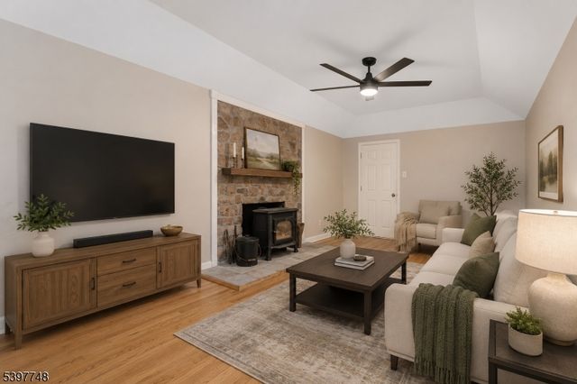 53 Jacobs Rd, Rockaway Twp., NJ 07866