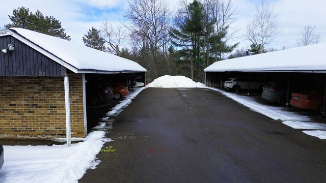 100 Kennedy Dr Apt 74, South Burlington, VT 05403