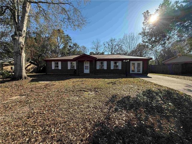 7251 Knollwood Road, Mobile, AL 36619