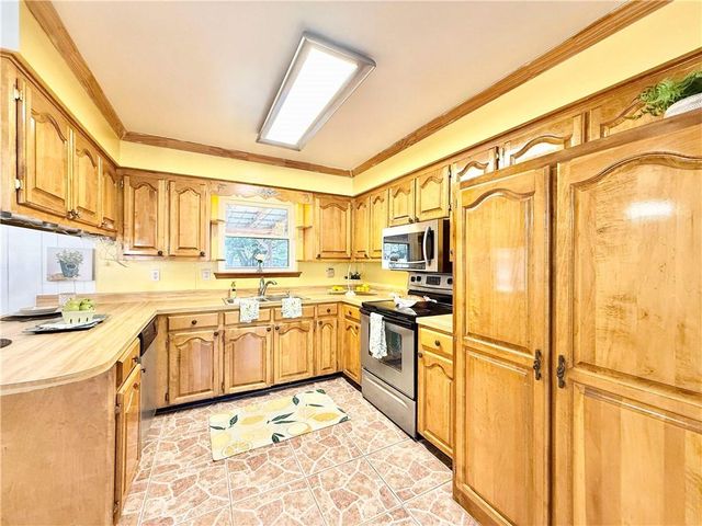 7251 Knollwood Road, Mobile, AL 36619