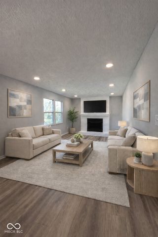 8054 Harvest Lane, Indianapolis, IN 46256