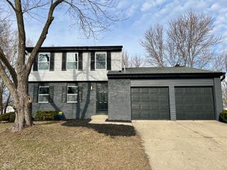 8054 Harvest Lane, Indianapolis, IN 46256