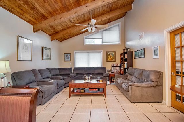 21566 Arbor Way, Boca Raton, FL 33433