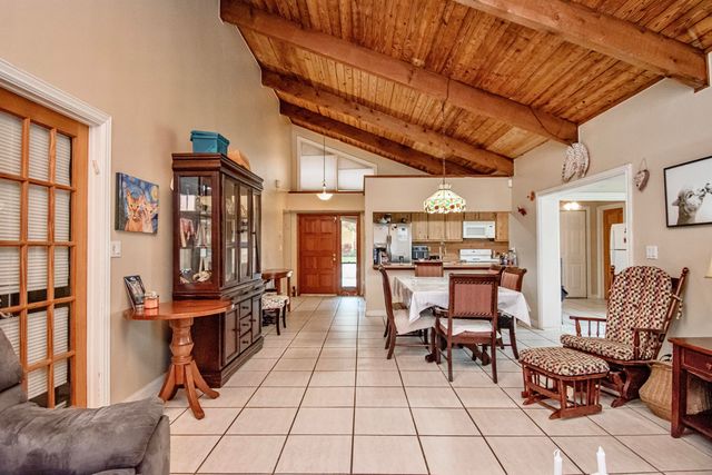 21566 Arbor Way, Boca Raton, FL 33433