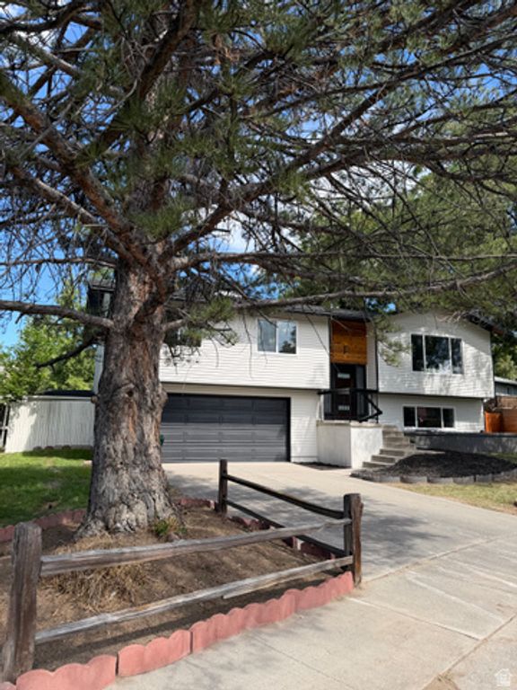 8287 S VALENCIA CIR, Sandy, UT 84093 — exterior