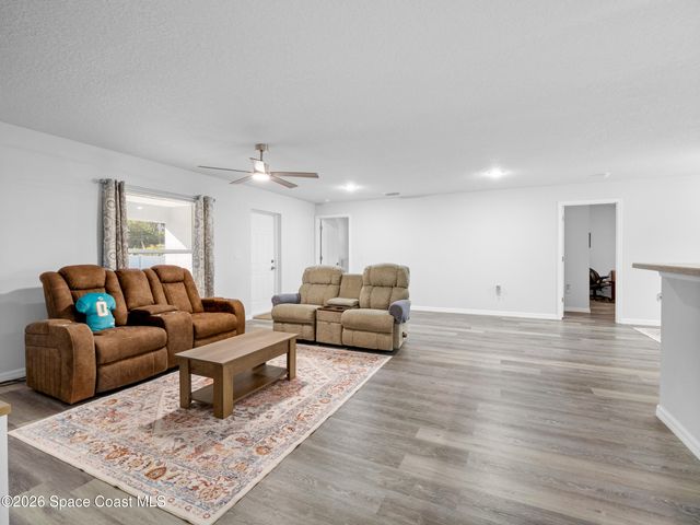 140 Brown Street SE, Palm Bay, FL 32909