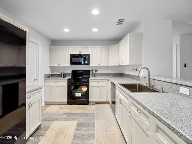 140 Brown Street SE, Palm Bay, FL 32909