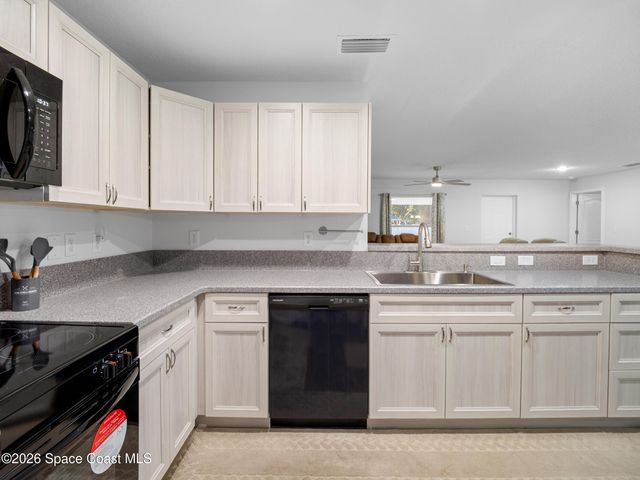 140 Brown Street SE, Palm Bay, FL 32909