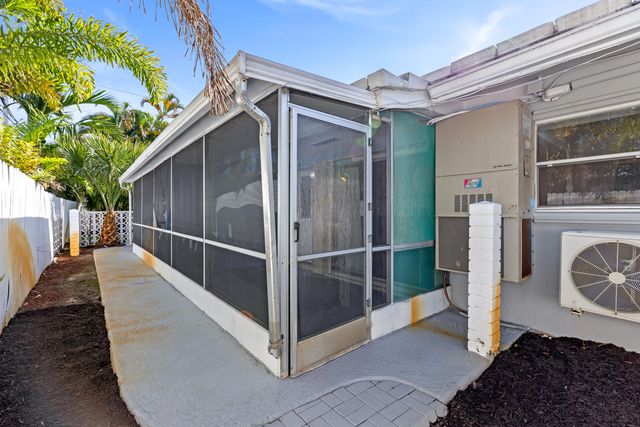 1761 NE 55th Street 2, Fort Lauderdale, FL 33334