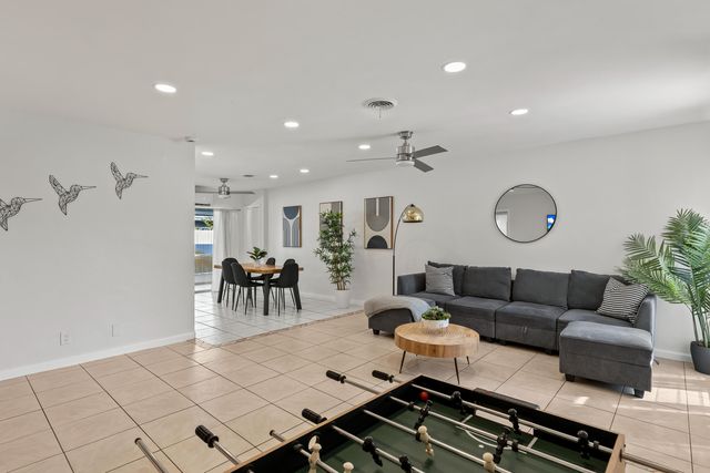 1761 NE 55th Street 2, Fort Lauderdale, FL 33334