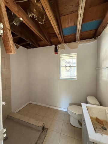 5535 Cedarburg Drive, Houston, TX 77048