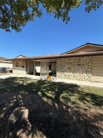 5535 Cedarburg Drive, Houston, TX 77048