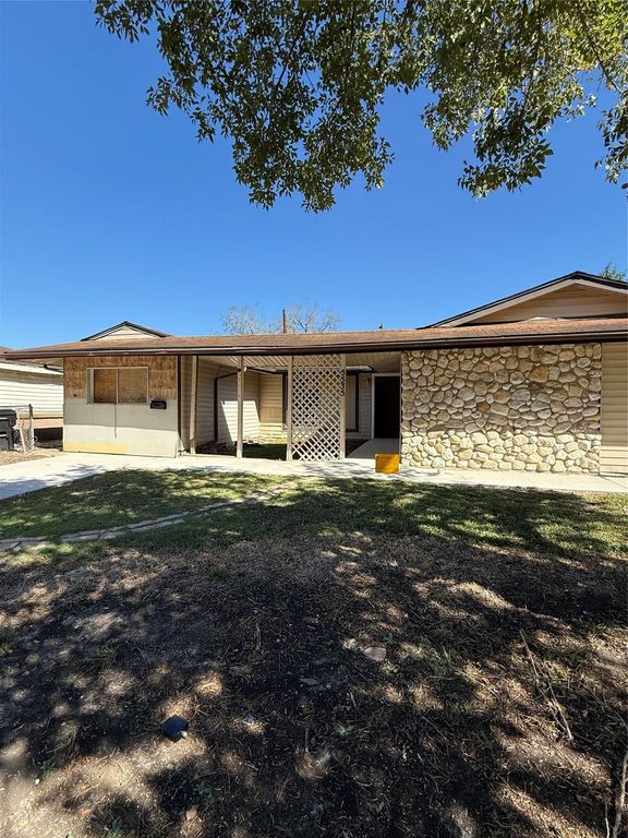 5535 Cedarburg Drive, Houston, TX 77048