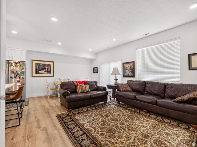 503 N 420 W, Lindon, UT 84042