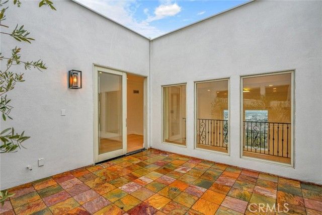 10050 Olivia Ter, Sun Valley (los Angeles), CA 91352