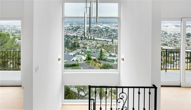 10050 Olivia Ter, Sun Valley (los Angeles), CA 91352