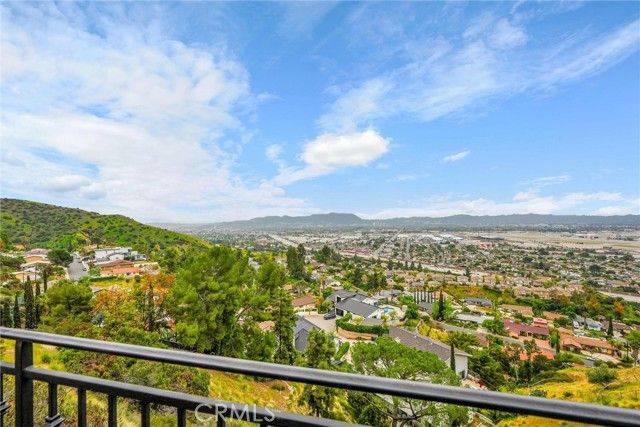 10050 Olivia Ter, Sun Valley (los Angeles), CA 91352